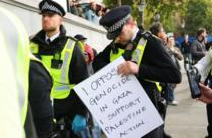 Conservatives force Chagos Surrender delay